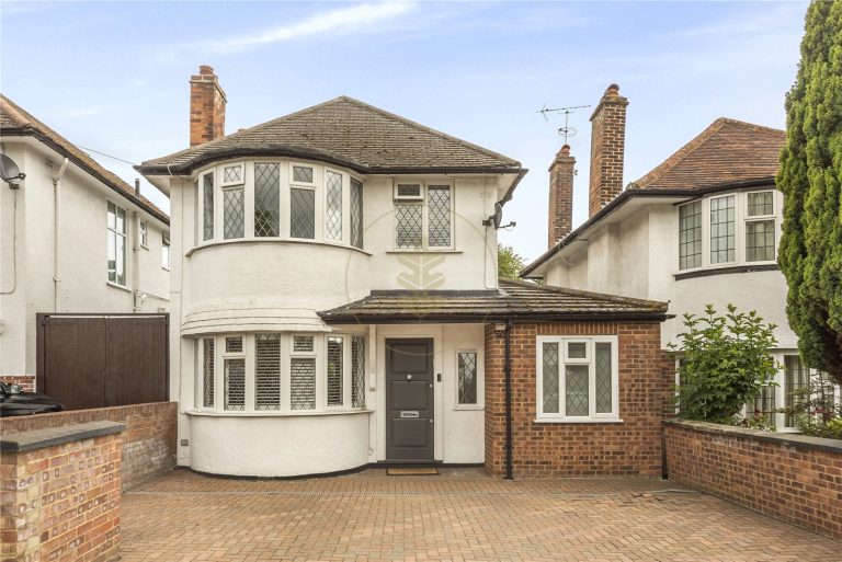 Uphill Grove, Mill Hill, London, NW7 4NJ